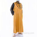 Uomini di abbigliamento islamico Abaya Thobe